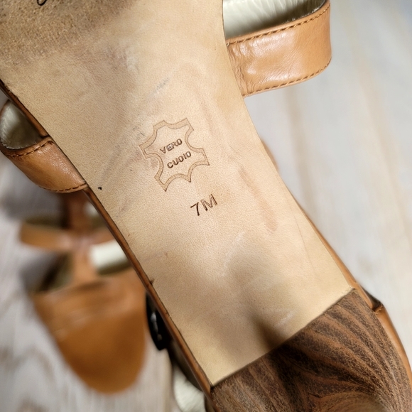 🐿 VIA SPIGA Hilda Cognac Leather Wood Heeled Italian Made Sandals 7 - Picture 5 of 7